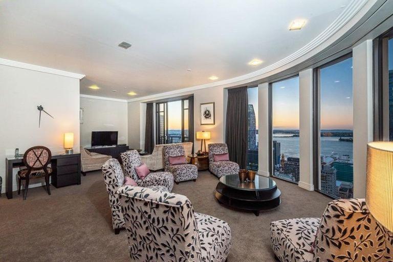 Qv Upscale Spacious Apt W/ Parking & Wifi 1038 Auckland Buitenkant foto
